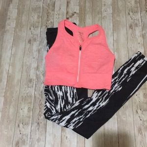 True digital print crop yoga pants xs